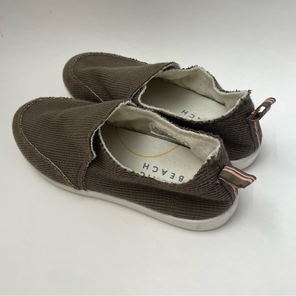 SALE! Vionic Beach Malibu Casual Neutral Brown Slip-On Shoes Women's Size 8.5 - Picture 2 of 9
